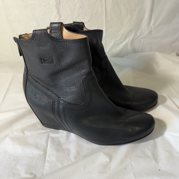 Frye Carson Hidden Wedge Leather Ankle Boot black size 9.5 - Picture 1 of 15